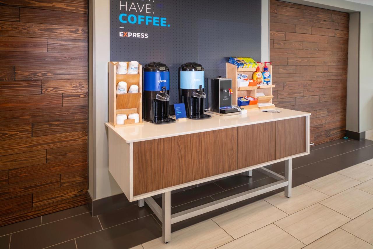 Holiday Inn Express - Brevard By Ihg Eksteriør billede