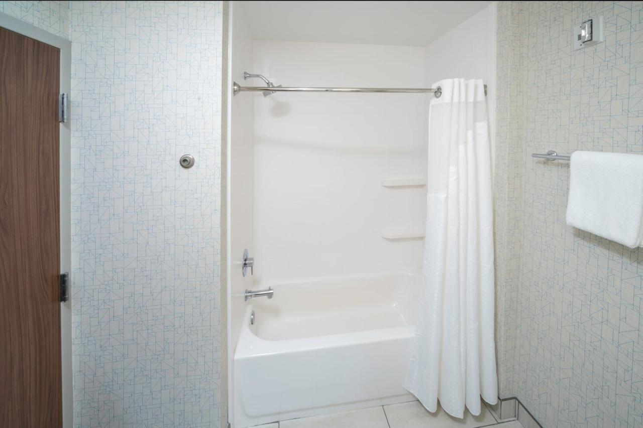 Holiday Inn Express - Brevard By Ihg Eksteriør billede